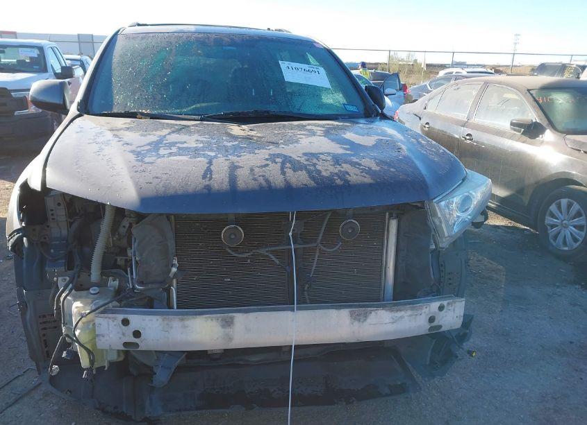 Photo 12 of 2012 Toyota Highlander SE V6 (VIN 5TDBK3EH2CS109001)