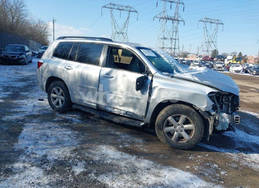 2010 Toyota Highlander BASE V6 (VIN 5TDBK3EH3AS004321) main photo