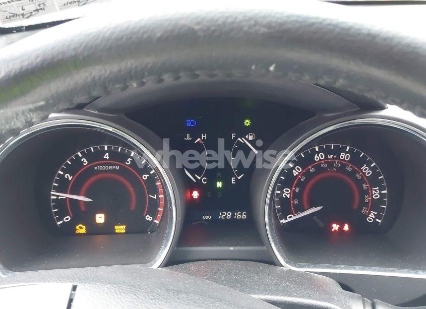 Photo 7 of 2010 Toyota Highlander BASE V6 (VIN 5TDBK3EH3AS004321)