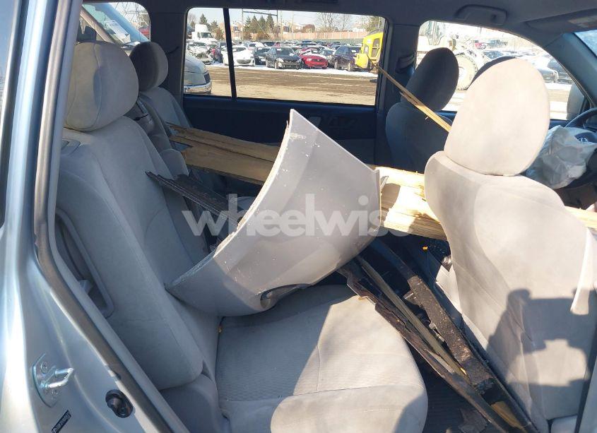 Photo 8 of 2010 Toyota Highlander BASE V6 (VIN 5TDBK3EH3AS004321)