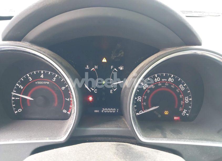 Photo 7 of 2011 Toyota Highlander SE V6 (VIN 5TDBK3EH3BS085242)