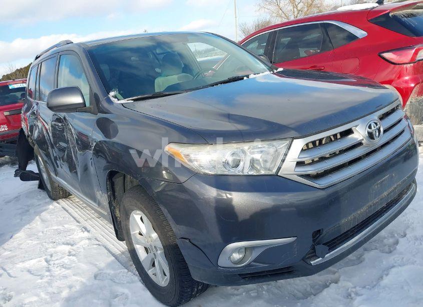 2011 Toyota Highlander SE (VIN 5TDBK3EH3BS092630) main photo