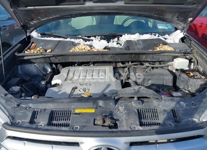 Photo 10 of 2011 Toyota Highlander SE (VIN 5TDBK3EH3BS092630)