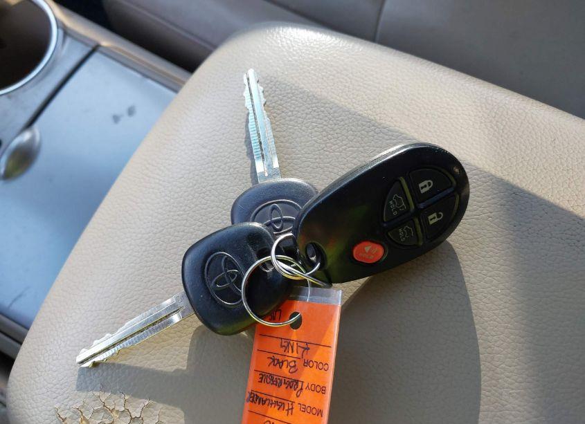 Photo 11 of 2012 Toyota Highlander SE V6 (VIN 5TDBK3EH3CS097344)