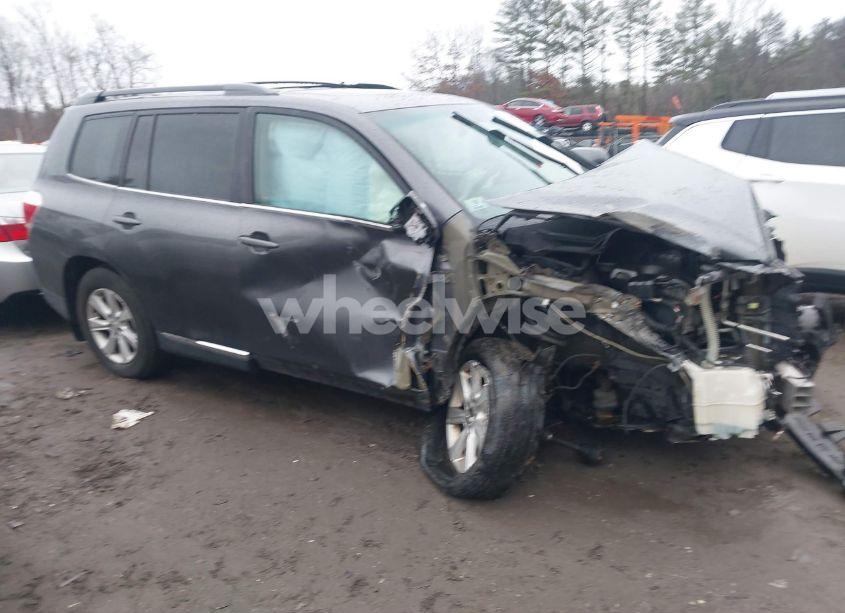 Photo 13 of 2012 Toyota Highlander SE V6 (VIN 5TDBK3EH3CS100386)