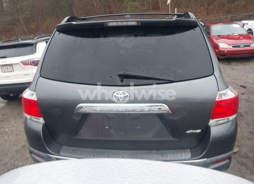 Photo 16 of 2012 Toyota Highlander SE V6 (VIN 5TDBK3EH3CS100386)