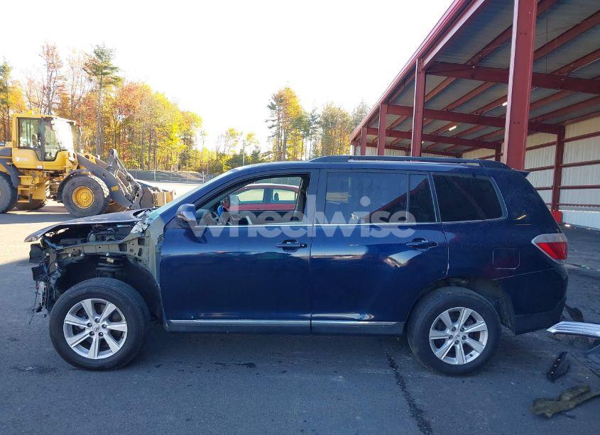 Photo 15 of 2012 Toyota Highlander SE V6 (VIN 5TDBK3EH3CS116331)