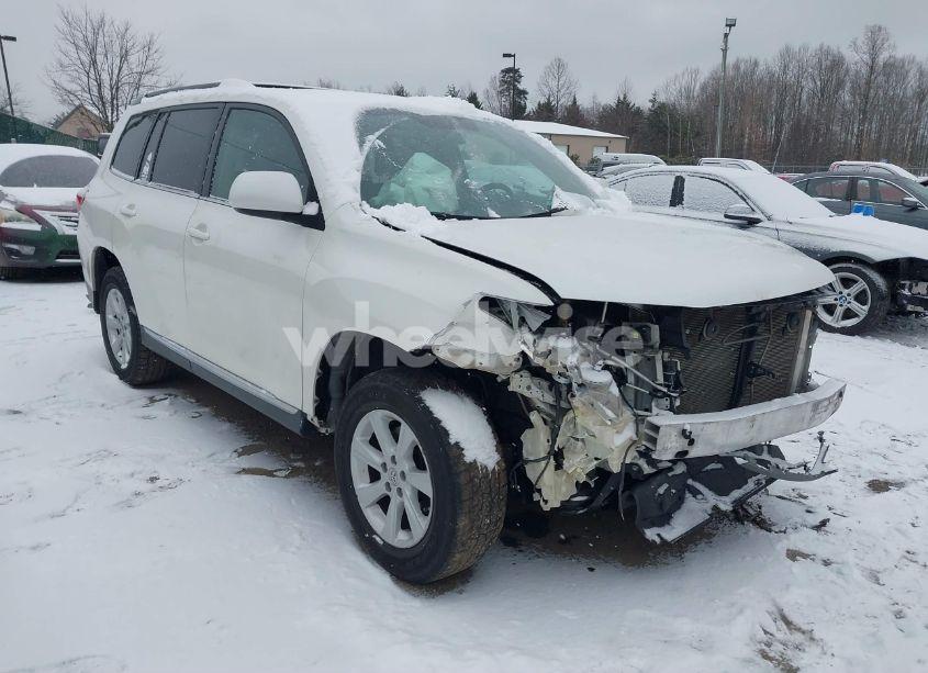 2013 Toyota Highlander PLUS/SE (VIN 5TDBK3EH3DS261791) main photo