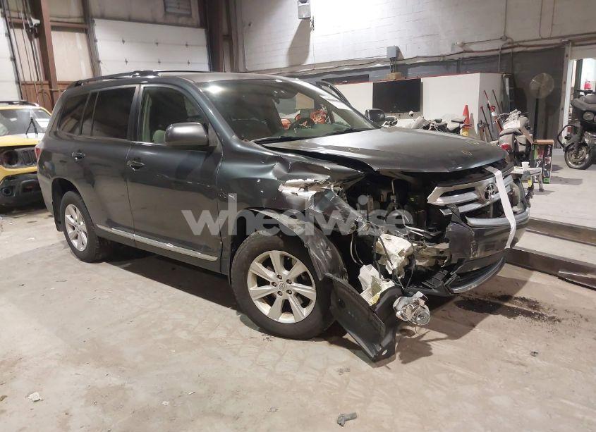 2011 Toyota Highlander SE (VIN 5TDBK3EH4BS047888) main photo
