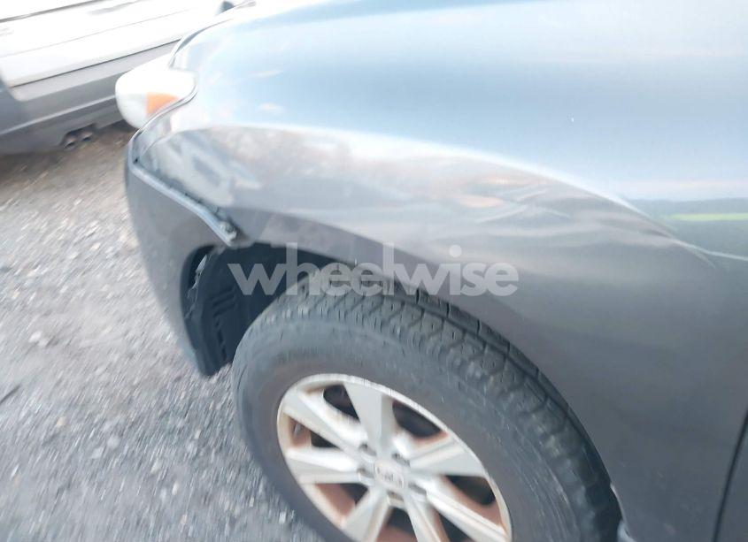 Photo 6 of 2011 Toyota Highlander SE V6 (VIN 5TDBK3EH4BS078283)