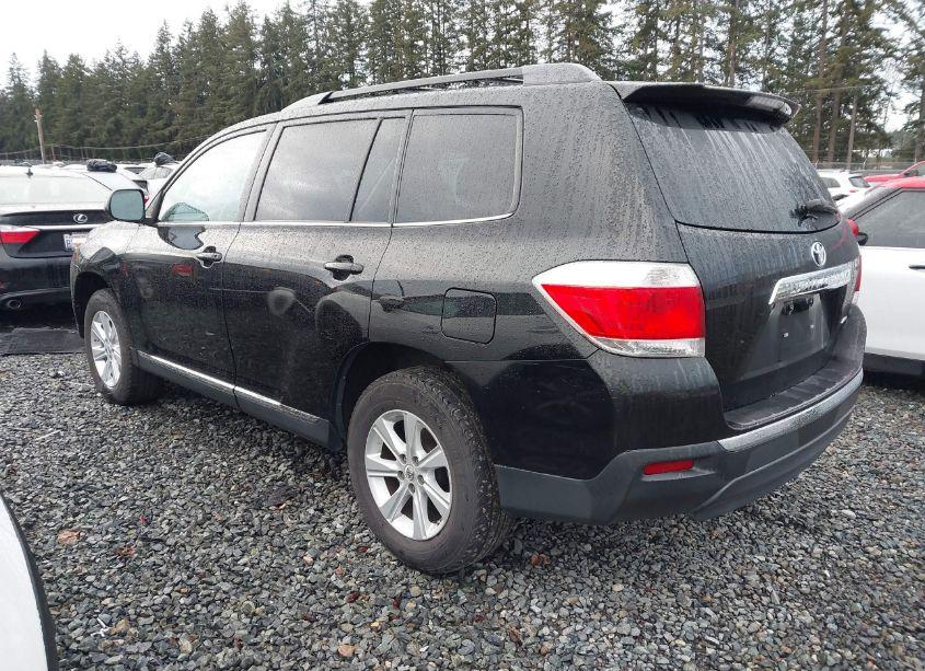 Photo 3 of 2011 Toyota Highlander SE V6 (VIN 5TDBK3EH4BS083953)