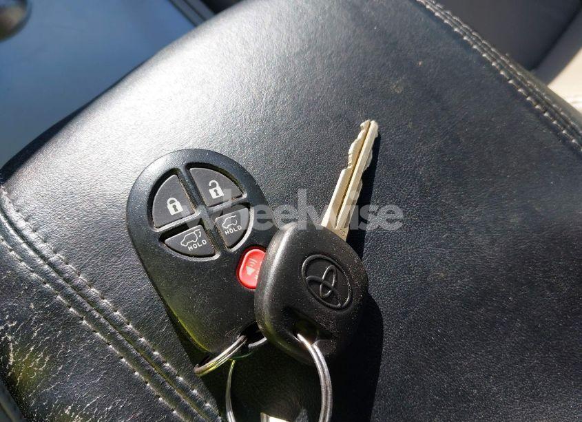 Photo 11 of 2012 Toyota Highlander SE V6 (VIN 5TDBK3EH4CS094615)