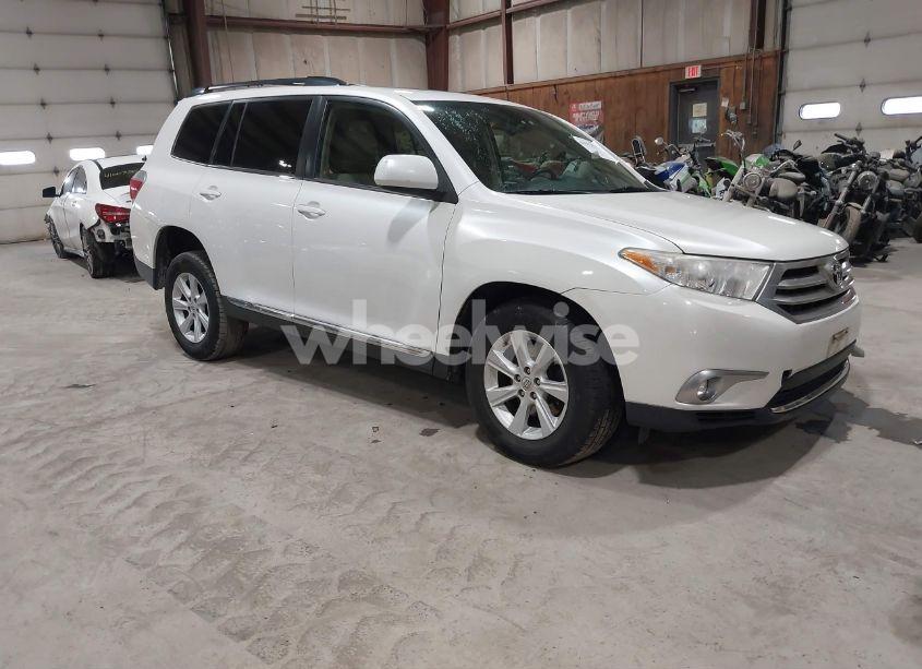 2012 Toyota Highlander SE V6 (VIN 5TDBK3EH4CS116807) main photo