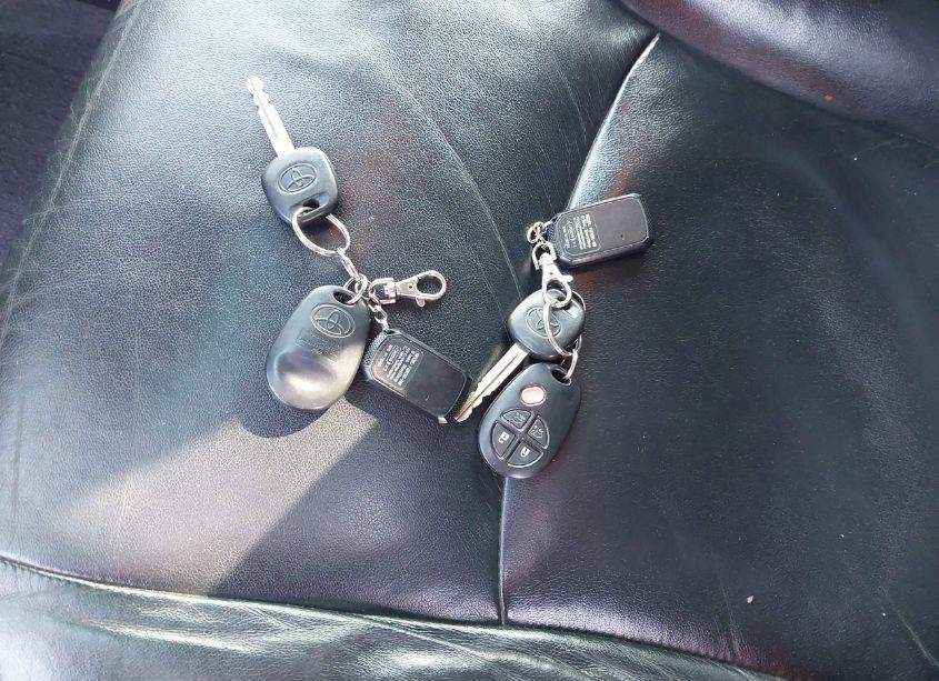 Photo 11 of 2012 Toyota Highlander SE V6 (VIN 5TDBK3EH4CS117181)