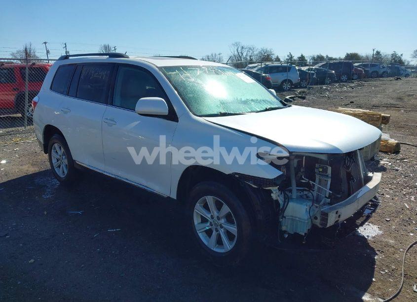 2013 Toyota Highlander SE V6 (VIN 5TDBK3EH4DS188544) main photo