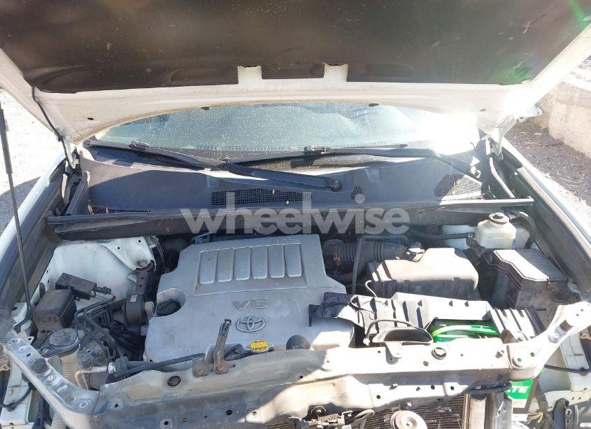 Photo 10 of 2013 Toyota Highlander SE V6 (VIN 5TDBK3EH4DS188544)