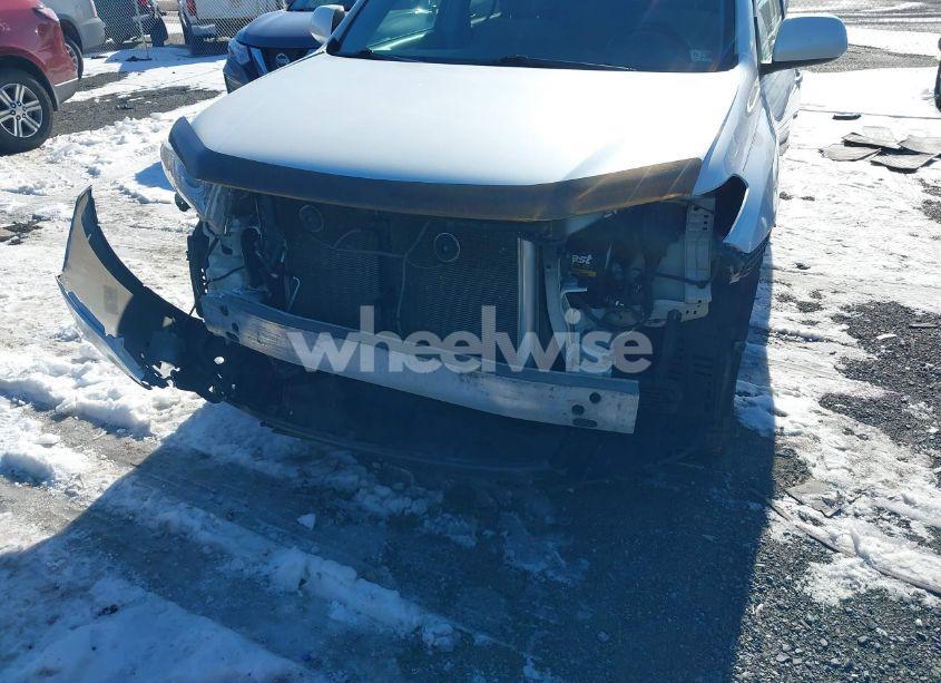 Photo 6 of 2013 Toyota Highlander BASE PLUS V6 (VIN 5TDBK3EH4DS205939)