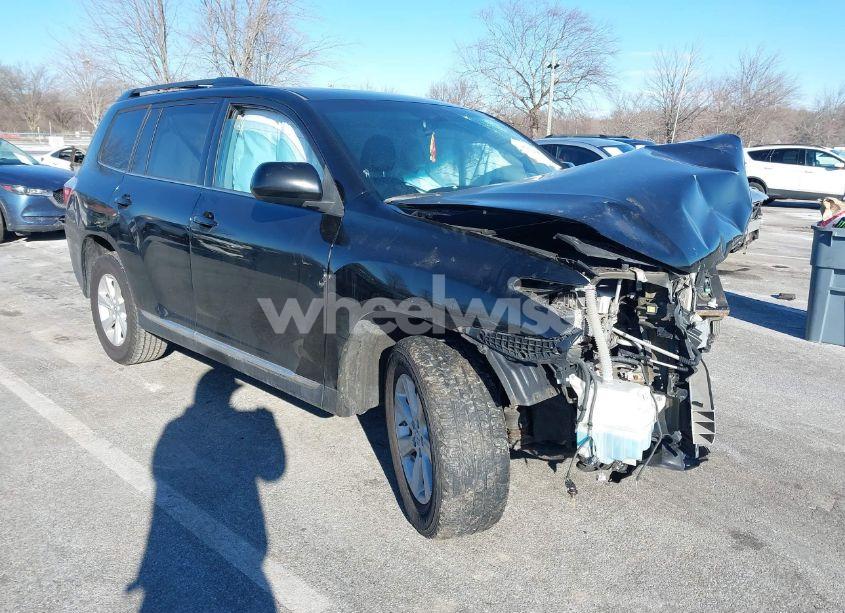 2013 Toyota Highlander PLUS/SE (VIN 5TDBK3EH4DS256115) main photo