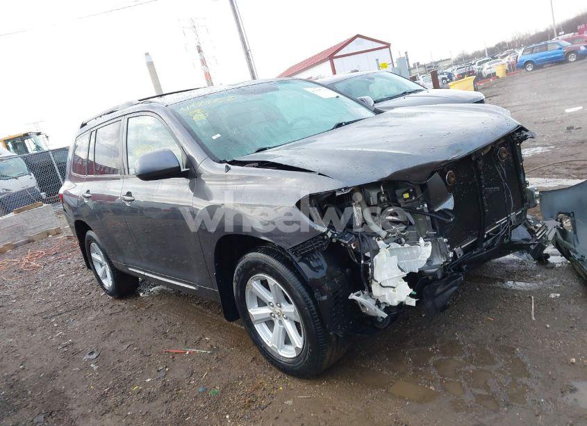 2010 Toyota Highlander BASE V6 (VIN 5TDBK3EH5AS028295) main photo