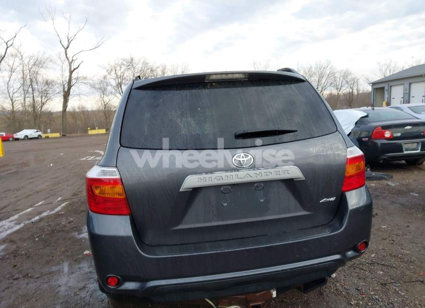 Photo 16 of 2010 Toyota Highlander BASE V6 (VIN 5TDBK3EH5AS028295)