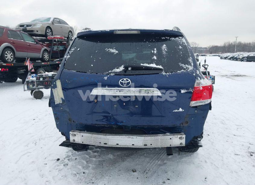 Photo 16 of 2011 Toyota Highlander SE V6 (VIN 5TDBK3EH5BS073612)