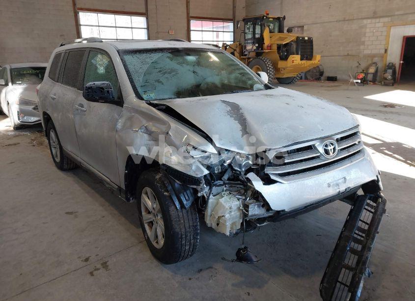 2012 Toyota Highlander SE V6 (VIN 5TDBK3EH5CS103094) main photo