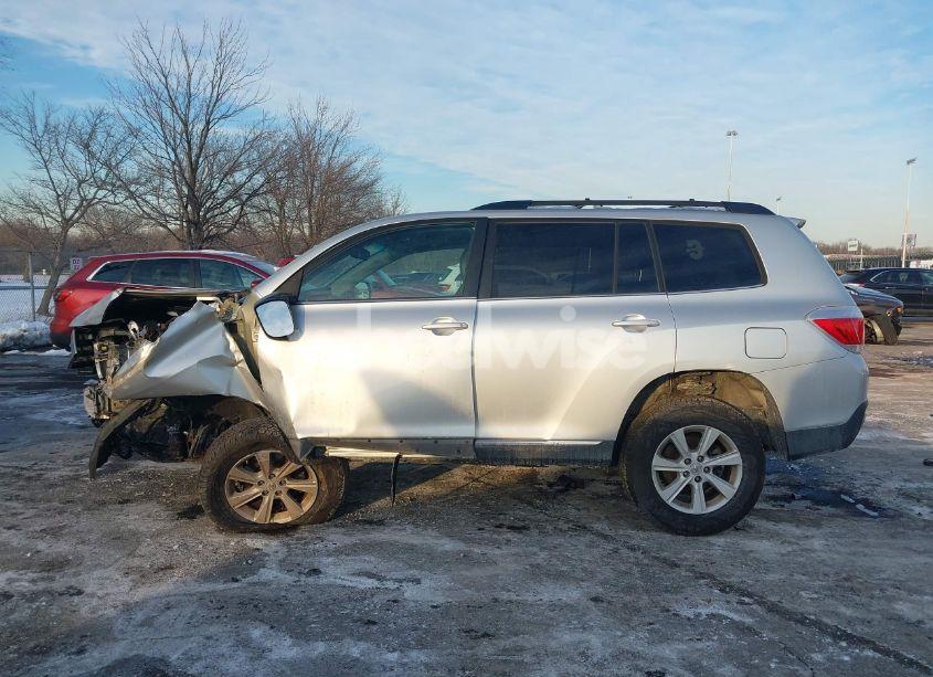 Photo 14 of 2012 Toyota Highlander SE V6 (VIN 5TDBK3EH5CS119831)