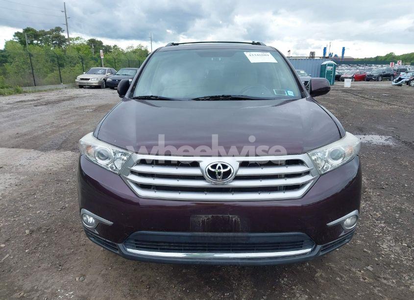 Photo 12 of 2012 Toyota Highlander BASE V6/SE V6 (VIN 5TDBK3EH5CS152697)