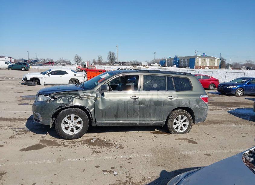 Photo 14 of 2012 Toyota Highlander SE V6 (VIN 5TDBK3EH5CS165563)