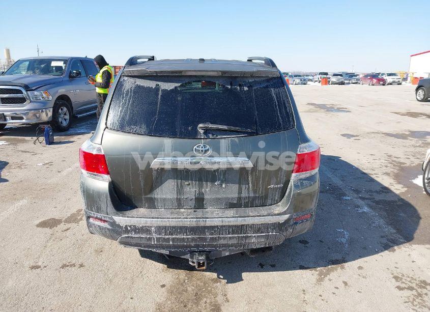 Photo 16 of 2012 Toyota Highlander SE V6 (VIN 5TDBK3EH5CS165563)