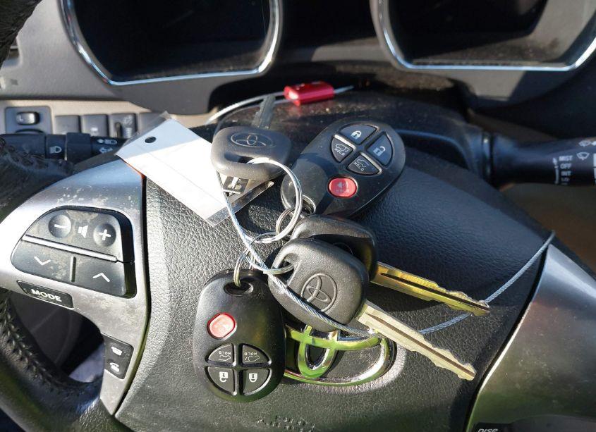 Photo 11 of 2013 Toyota Highlander SE V6 (VIN 5TDBK3EH5DS211166)