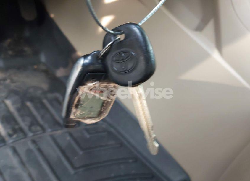 Photo 11 of 2013 Toyota Highlander SE V6 (VIN 5TDBK3EH5DS252137)