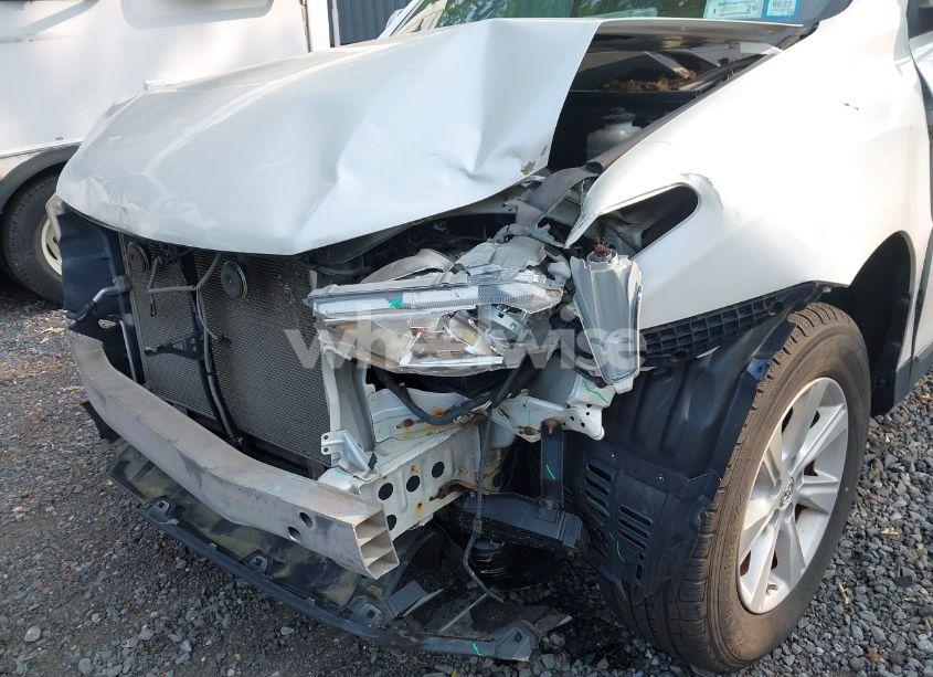 Photo 6 of 2013 Toyota Highlander SE V6 (VIN 5TDBK3EH5DS252137)