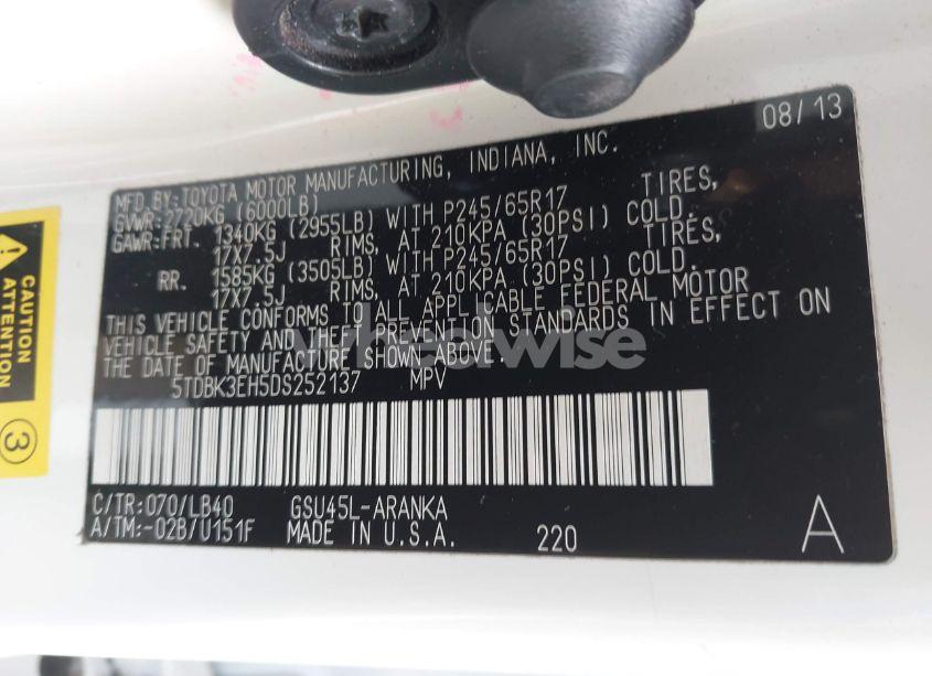 Photo 9 of 2013 Toyota Highlander SE V6 (VIN 5TDBK3EH5DS252137)