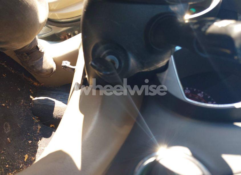 Photo 11 of 2013 Toyota Highlander BASE PLUS V6 (VIN 5TDBK3EH5DS256513)