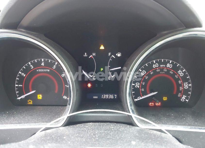 Photo 7 of 2011 Toyota Highlander SE V6 (VIN 5TDBK3EH6BS090970)