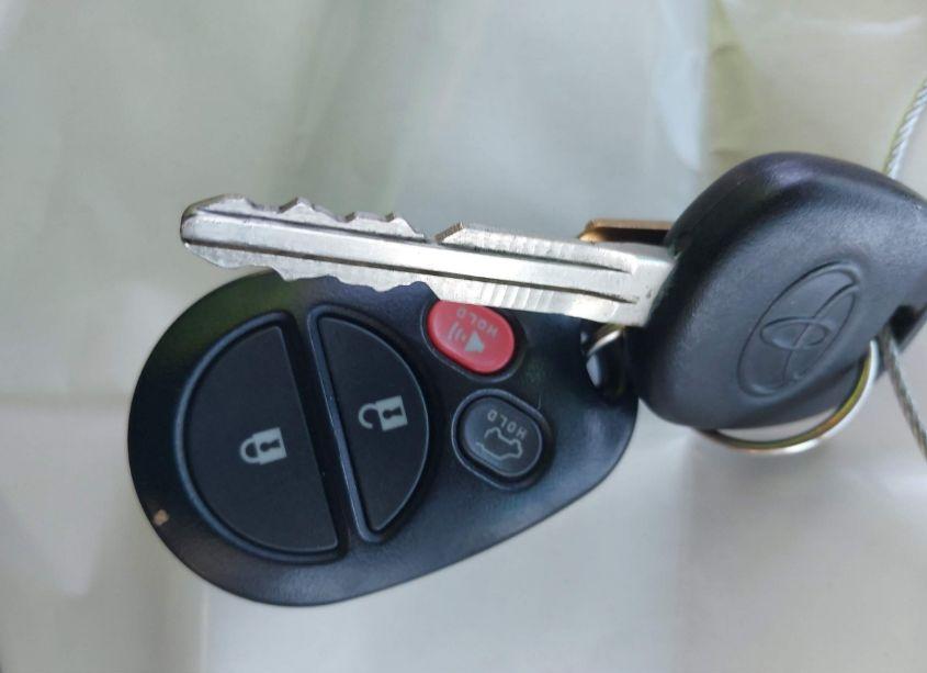 Photo 11 of 2012 Toyota Highlander SE (VIN 5TDBK3EH6CS130305)