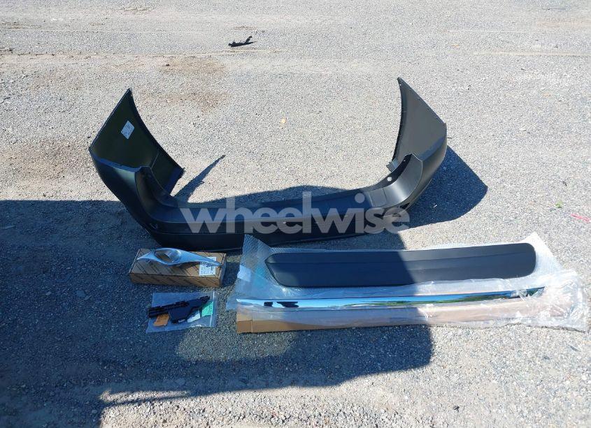 Photo 12 of 2012 Toyota Highlander SE V6 (VIN 5TDBK3EH6CS136413)