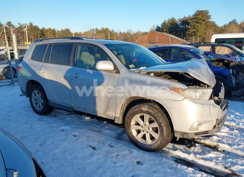 Photo 14 of 2012 Toyota Highlander SE (VIN 5TDBK3EH6CS154393)