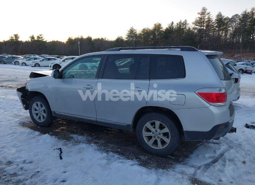 Photo 15 of 2012 Toyota Highlander SE (VIN 5TDBK3EH6CS154393)