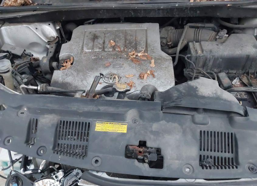 Photo 10 of 2013 Toyota Highlander SE V6 (VIN 5TDBK3EH6DS181532)