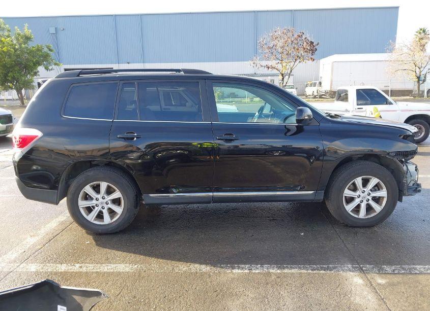 Photo 14 of 2013 Toyota Highlander SE V6 (VIN 5TDBK3EH6DS267469)