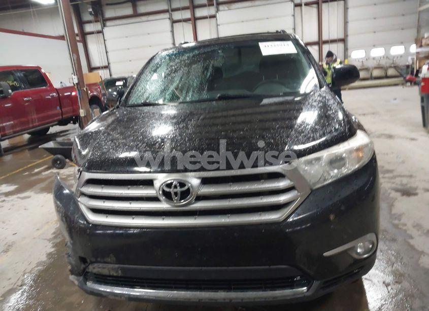 Photo 12 of 2011 Toyota Highlander V6 (VIN 5TDBK3EH7BS059646)