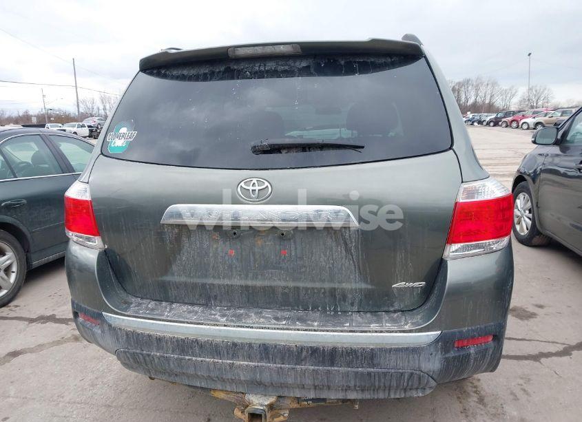 Photo 17 of 2012 Toyota Highlander BASE V6 (VIN 5TDBK3EH7CS134363)