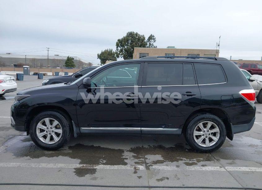 Photo 14 of 2012 Toyota Highlander BASE V6 (VIN 5TDBK3EH7CS136985)