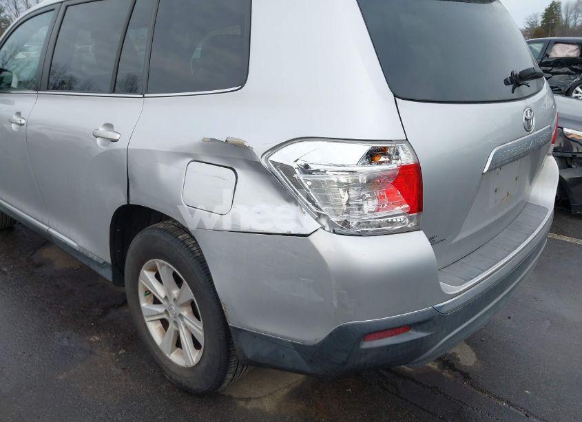 Photo 17 of 2013 Toyota Highlander SE V6 (VIN 5TDBK3EH7DS270073)