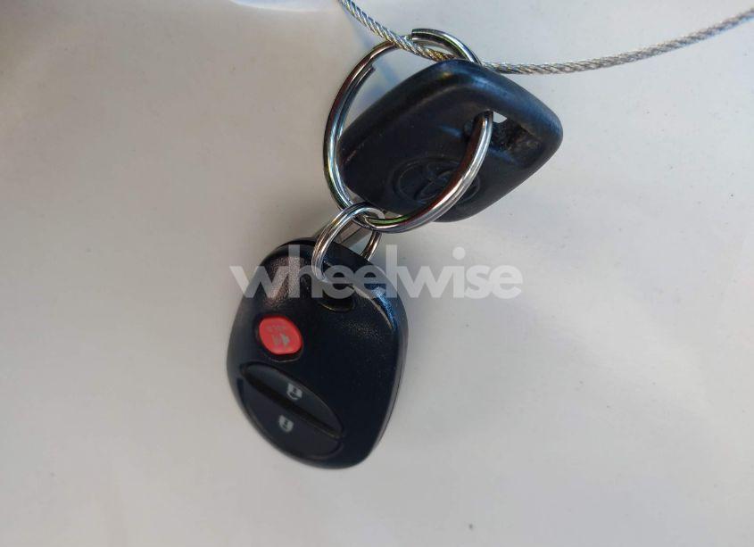 Photo 11 of 2012 Toyota Highlander BASE V6 (VIN 5TDBK3EH8CS097985)