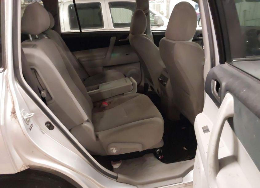 Photo 8 of 2012 Toyota Highlander SE (VIN 5TDBK3EH8CS106720)