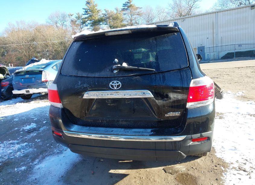 Photo 17 of 2013 Toyota Highlander BASE PLUS V6 (VIN 5TDBK3EH8DS190166)