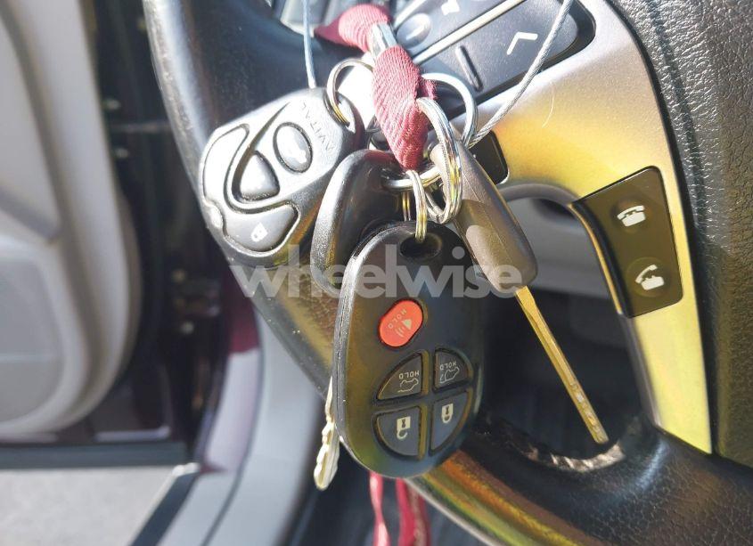 Photo 11 of 2013 Toyota Highlander SE V6 (VIN 5TDBK3EH8DS232741)